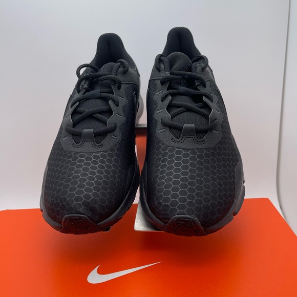 Nike Women's Legend Essential 2 Training Shoe - Picture 2 of 6